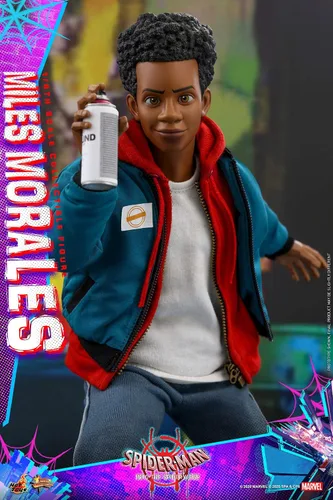 Vista 4 de Spider-Man Into the Spider-Verse Escala 1/6 Miles Morales