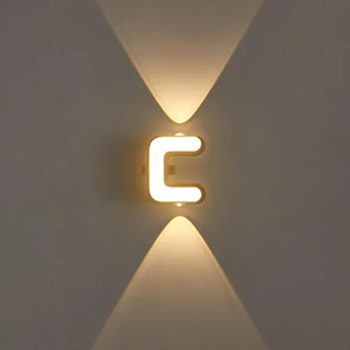 Vista 9 de Apliques de pared modernos LED hacia arriba, lámpara de pared con letras, luz blanca cálida y negra, de aluminio para sala de estar, escalera Letra A