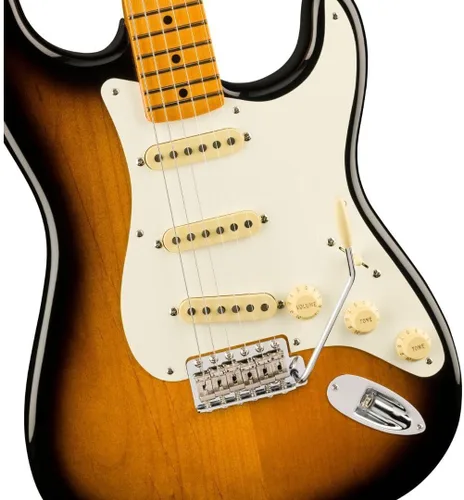 Vista 3 de Fender Stories Collection Eric Johnson 1954 "Virginia" Stratocaster Guitarra eléctrica, 2 colores Sunburst, diapasón de arce
