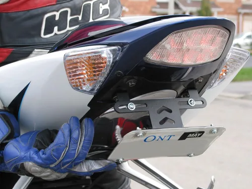 Vista 2 de Placa abatible universal para motocicleta - Soporte para placa de matrícula con bisagras