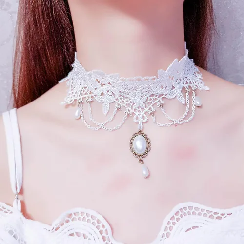 Vista 2 de YienDoo Gargantilla de encaje vintage con patrón de encaje gótico blanco, collar punk con borla y cuentas de perlas, gargantilla de princesa