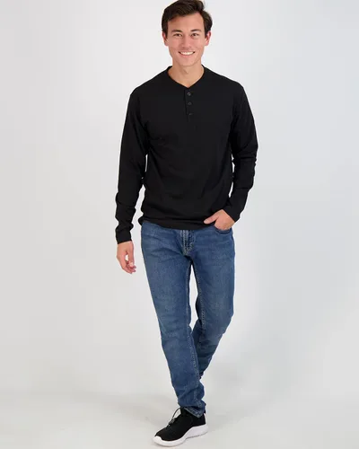 Vista 4 de Real Essentials Paquete de 3 camiseta Henley de manga corta y larga de algodón para hombre, ropa deportiva de alto rendimiento