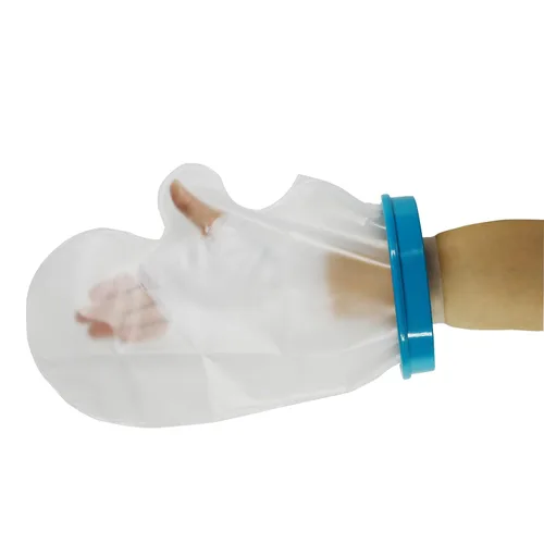 Vista 7 de Cubierta impermeable para pies adultos: uso de yeso/herida, cobertura completa, ducha/impermeable, reutilizable, ligera, ergonómica acompañada