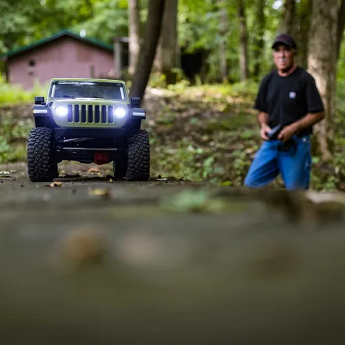 Vista 8 de Camioneta RC Axial 1/6 SCX6 Jeep JLU Wrangler 4WD Rock Crawler RTR (baterías y cargador no incluidos): Verde, AXI05000T1