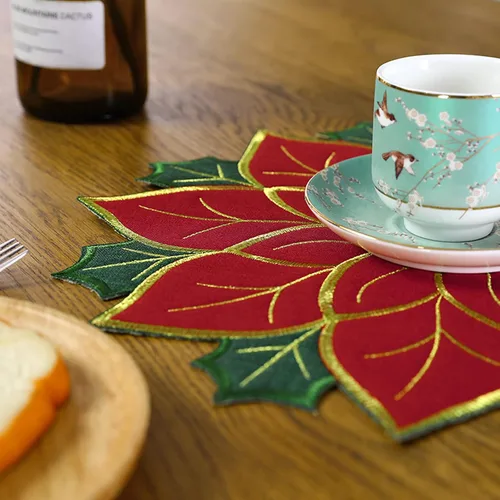 Vista 5 de Juego de manteles individuales de Navidad de 16 pulgadas, manteles individuales de flor de pascua con bordados y hojas verdes, manteles individuales