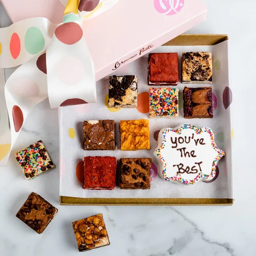 Vista 6 de Envíe su mensaje con una caja de regalo Brownies de Brownie Points "Felicitaciones": Creado con los mejores ingredientes más frescos, sabores más