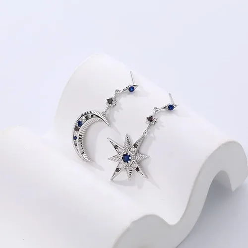 Vista 4 de Aretes colgantes de oro de 14 quilates con moissanita y estrella de luna, estilo asimétrico, joyería de moda para ella