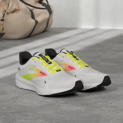 Vista 2 de Brooks - Tenis de correr Launch 9 neutros para hombre