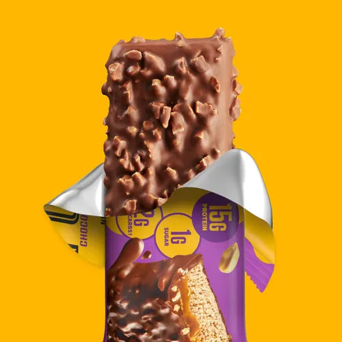Vista 5 de Barras de snack de proteína FULFIL, sabor chocolate y caramelo con maní, sin gluten con 0.53 oz (15 g) de proteína, productos básicos de despensa