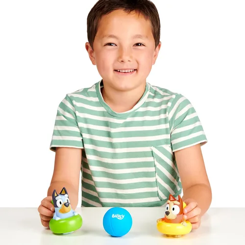 Vista 3 de Bluey Paquete de 3 juguetes de baño flotantes, juego de juguetes acuáticos flotantes ligeros con bingo y pelota de playa, juguetes de baño