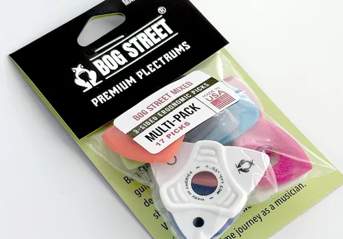 Vista 2 de Paquete variado de púas de guitarra ergonómicas Bog Street - Fabricadas en EE. UU