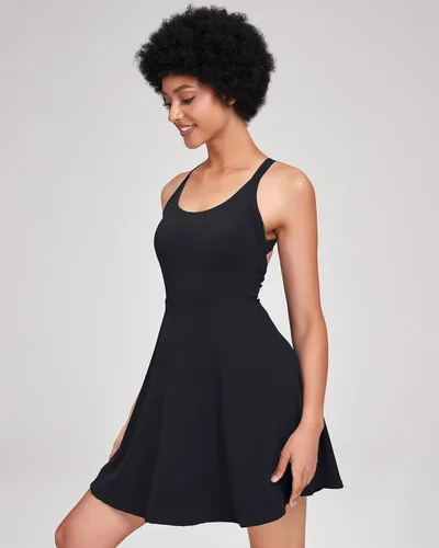 Vista 3 de gofiep Vestido de tenis y golf para mujer con cintura abierta en la espalda, pantalones cortos y bolsillos, vestidos deportivos de entrenamiento