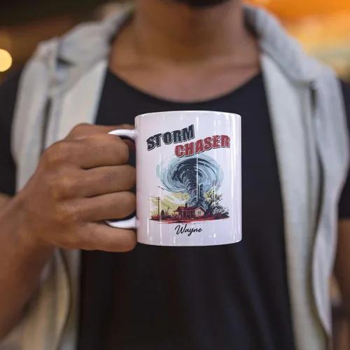 Vista 5 de Taza de café personalizada Storm Chaser con nombre, taza de cerámica de tornado personalizada para meteorólogo, regalos novedosos para amantes