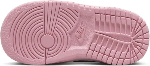 Vista 929 de Nike Kid's Dunk Low Sneaker