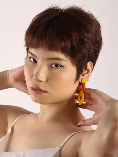 Vista 4 de Sacina Hippie Daisy Earrings Dangle Earrings, Flower Earrings, Yellow Purple Floral Earrings, 70s Earrings, 60s Earrings, Y2k Earrings, Christmas