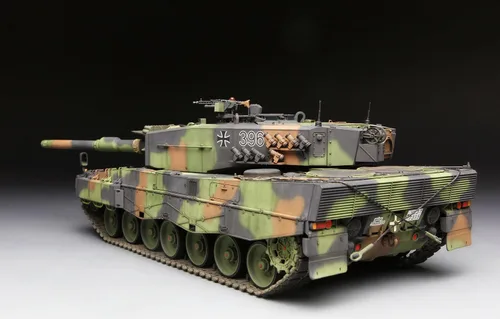 Vista 3 de Meng Kit de modelo de tanque de batalla principal alemán leopardo