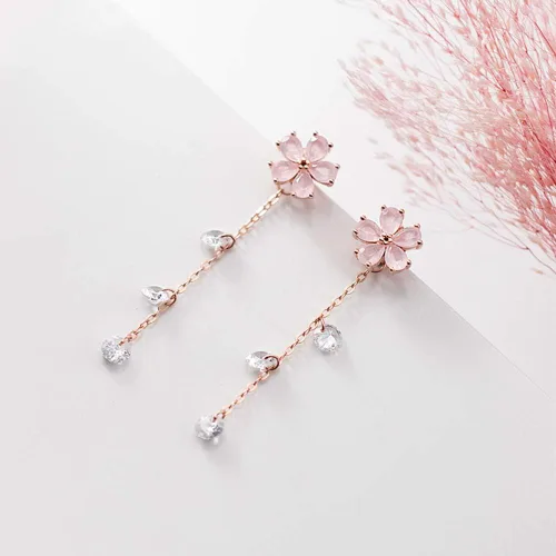 Vista 5 de Delicados aretes colgantes de flor de cerezo de plata de ley S925 para mujeres y niñas, oro rosa, cristal de circonita cúbica, dije colgante