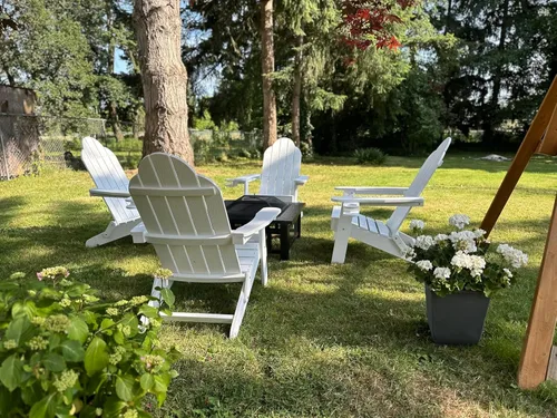 Vista 7 de LUE BONA Silla Adirondack plegable, juego de 2, portavasos, grano de madera, hoguera, patio, piscina, color blanco All-weather Use, Woodgrain