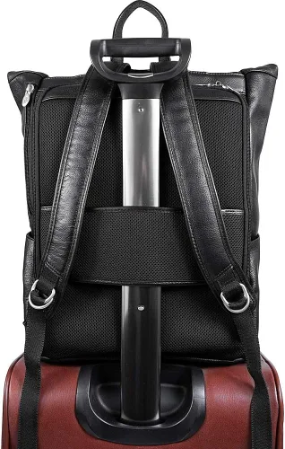 Vista 4 de McKleinUSA Serie S, Kennedy, cuero de becerro de grano de guijarro, mochila para portátil de doble acceso de 17 pulgadas, color negro (88735)
