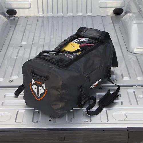 Vista 2 de Rightline Gear Bolsa de lona impermeable para viajes, 4 por 4 pies, color negro, Negro -, Bolsa de lona