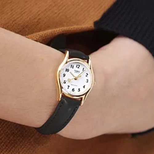 Vista 5 de Casio Reloj de vestir para mujer #LTP1094Q7B1, Reloj de cuarzo, movimiento de cuarzo