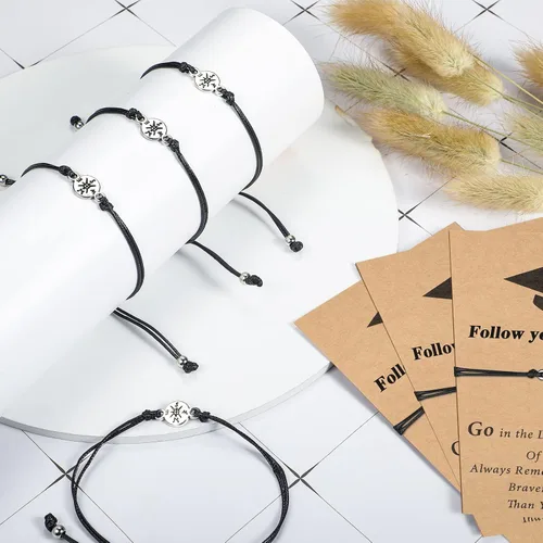 Vista 5 de 10 piezas de regalos de graduación 2023 brújula chapada en regalos clase de 2023 para pulseras de amistad, regalos de graduación de la universidad