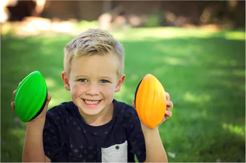 Vista 2 de LMC Products Mini balón de fútbol americano pequeño de espuma en espiral de 5 pulgadas para niños, paquete de 3 mini balones de fútbol para niños