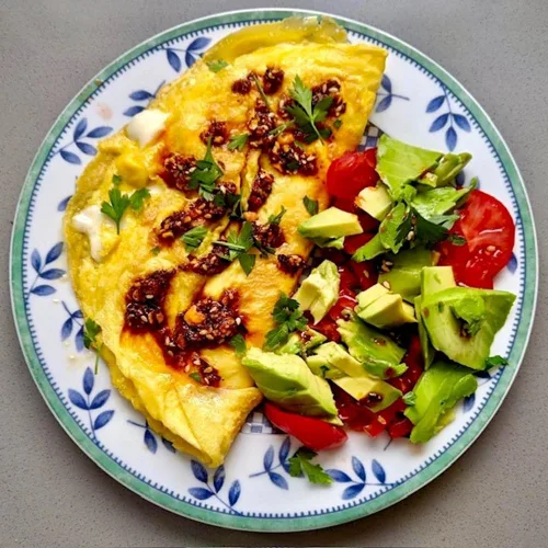 Vista 5 de CHiNGONAs Salsa Macha - Salsa crujiente de chile mexicano gourmet a base de aceite, vegana y sin gluten, aceite de chile crujiente, 6 onzas