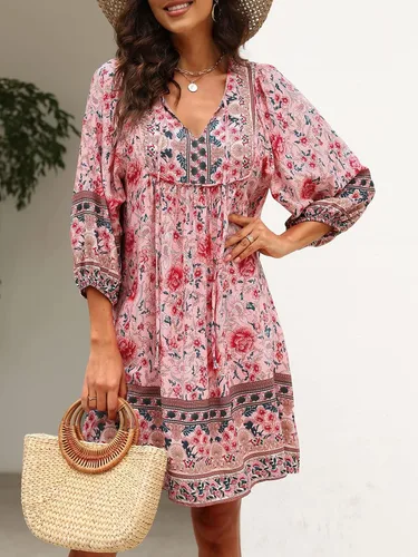 Vista 2 de Qearal Vestido corto de verano para mujer, estilo casual, cuello en V, manga 34, estampado floral, estilo bohemio, suelto, corto, para playa