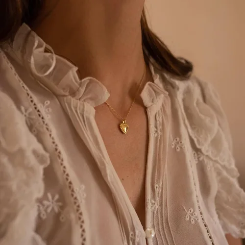 Vista 3 de SUFOPE Delicado collar de corazón para mujer, chapado en oro de 14 quilates, oro rosa, plata, pequeño collar con colgante de corazón, gargantilla