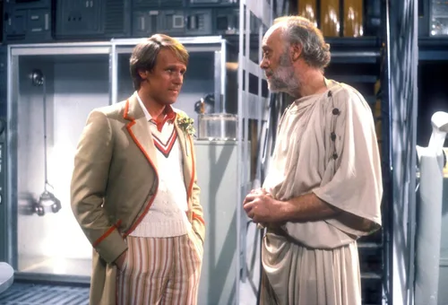 Vista 8 de Doctor Who - Fünfter Doktor - Vier vor Zwölf