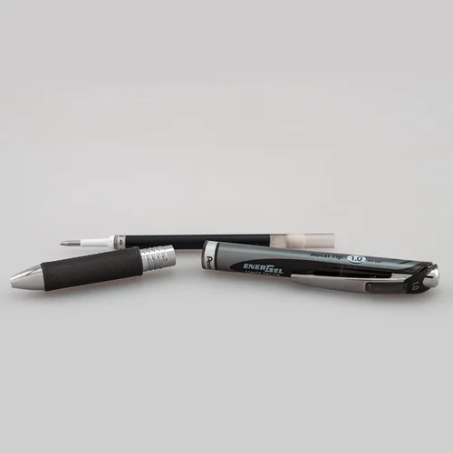 Vista 13 de Pentel EnerGel RTX