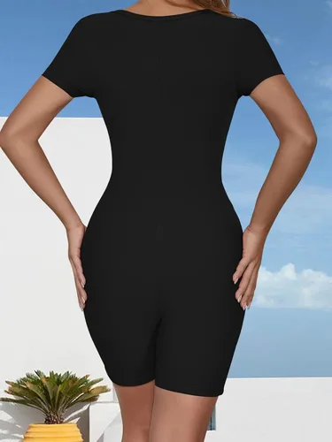 Vista 4 de VUTRU Overol sexy de una pieza con cuello cuadrado para mujer, camiseta sin mangas de manga corta, pantalones cortos entallados, overol deportivo