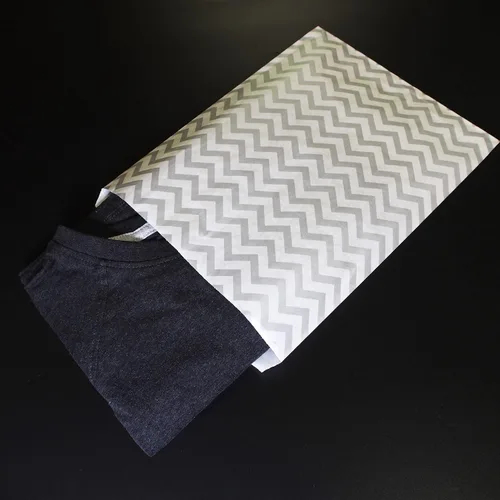 Vista 3 de 100 bolsas de regalo de mercancía, bolsas de compras (8.5 x 11 pulgadas, plateadas)