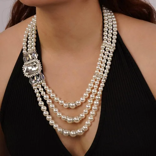 Vista 2 de Juego de collar y aretes de perlas de imitación blancas de 3 capas de los años 20 con cristal y diamantes de imitación, collar de perlas largas