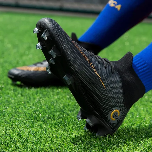 Vista 2 de HHY Zapatos de fútbol para hombre con tacos de fútbol con cordones y puntas antideslizantes