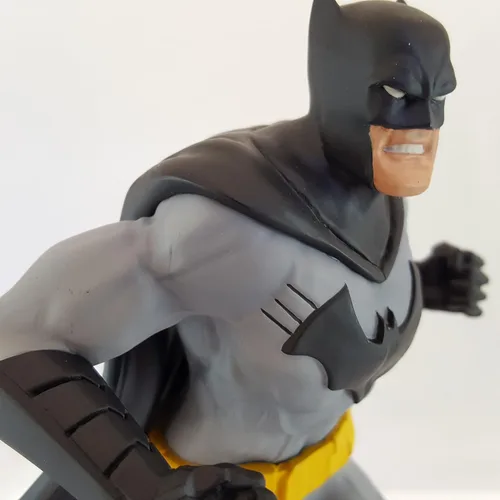 Vista 7 de Icon Heroes DC Heroes Batman - Estatua de pisapapeles