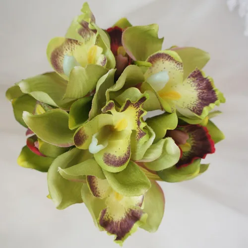 Vista 2 de Paquete de 7 tallos de orquídea Cymbidium de flores artificiales (verde)