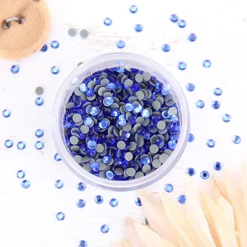 Vista 34 de Estrás para aplicar con calor - 6SS, 10SS, 16SS, 20SS, 30SS - 32 colores Iron-on hotfix rhinestones - add brilliant sparkle to apparel, denim