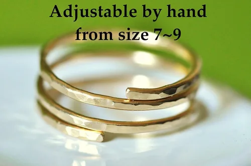 Vista 3 de 14k gold filled Adjustable wire wrap ring, thumb ring, pregnancy ring, Handmade in USA by Mu-Yin Jewelry (MEDIUM size 8)