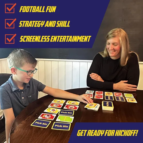 Vista 4 de Pick Six – ¡El mejor juego de cartas con temática de fútbol americano! Juego de cartas estratégico para niños y adultos. Ideal para fiestas y noches