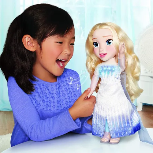 Vista 2 de Disney Frozen 2 Feature Elsa Doll - Mira cómo los labios de Elsa se mueven mientras ella canta