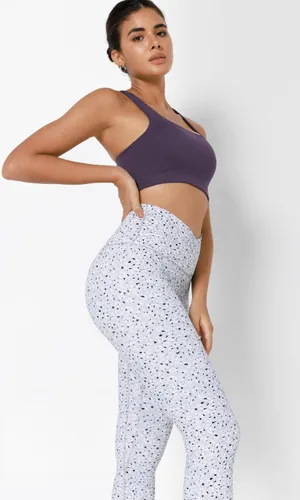 Vista 5 de ODODOS Leggings de yoga de cintura cruzada para mujer con bolsillo interior, 23"25"28" pantalones de yoga de entrenamiento con cruce fruncido