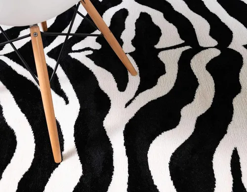 Vista 5 de Unique Loom Wildlife Collection - Okapi - Alfombra rectangular de 5 pies 3 pulgadas x 8 pies, color negro y crema