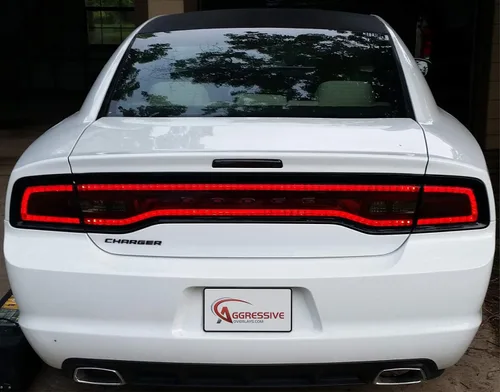 Vista 2 de Compatible con Dodge Charger - Película de vinilo tintado de vinilo tintado de película negra (20% oscuro, sin letras)
