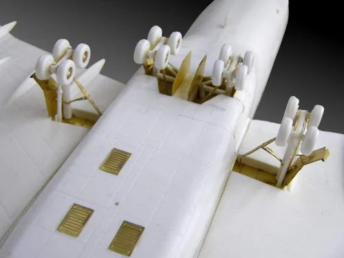 Vista 5 de 747 (Revell) 1/144 MD14416