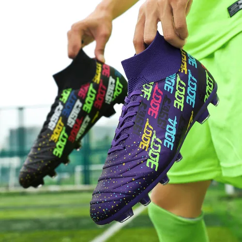 Vista 2 de MAUGELY Zapatos de fútbol para hombre con tacos firmes, atléticos, ligeros, para correr, césped al aire libre, cómodos zapatos de fútbol