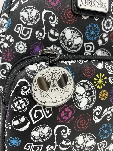 Vista 3 de Loungefly Disney NBC Sugar Skull Jack Skellington Resplandor en la oscuridad AOP, Multi