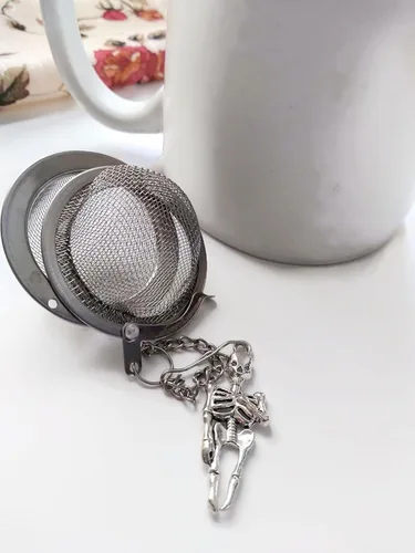 Vista 6 de Infusor de té esqueleto para preparar té de hojas secas