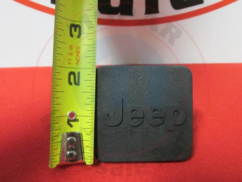 Vista 2 de Mopar 82208457 - Tapón de enganche de remolque con logotipo de Jeep para receptor de 1.25 pulgadas